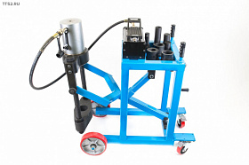 На сайте Трейдимпорт можно недорого купить Съемник шкворней гидравлический 75т. на тележке ATC-4010. 